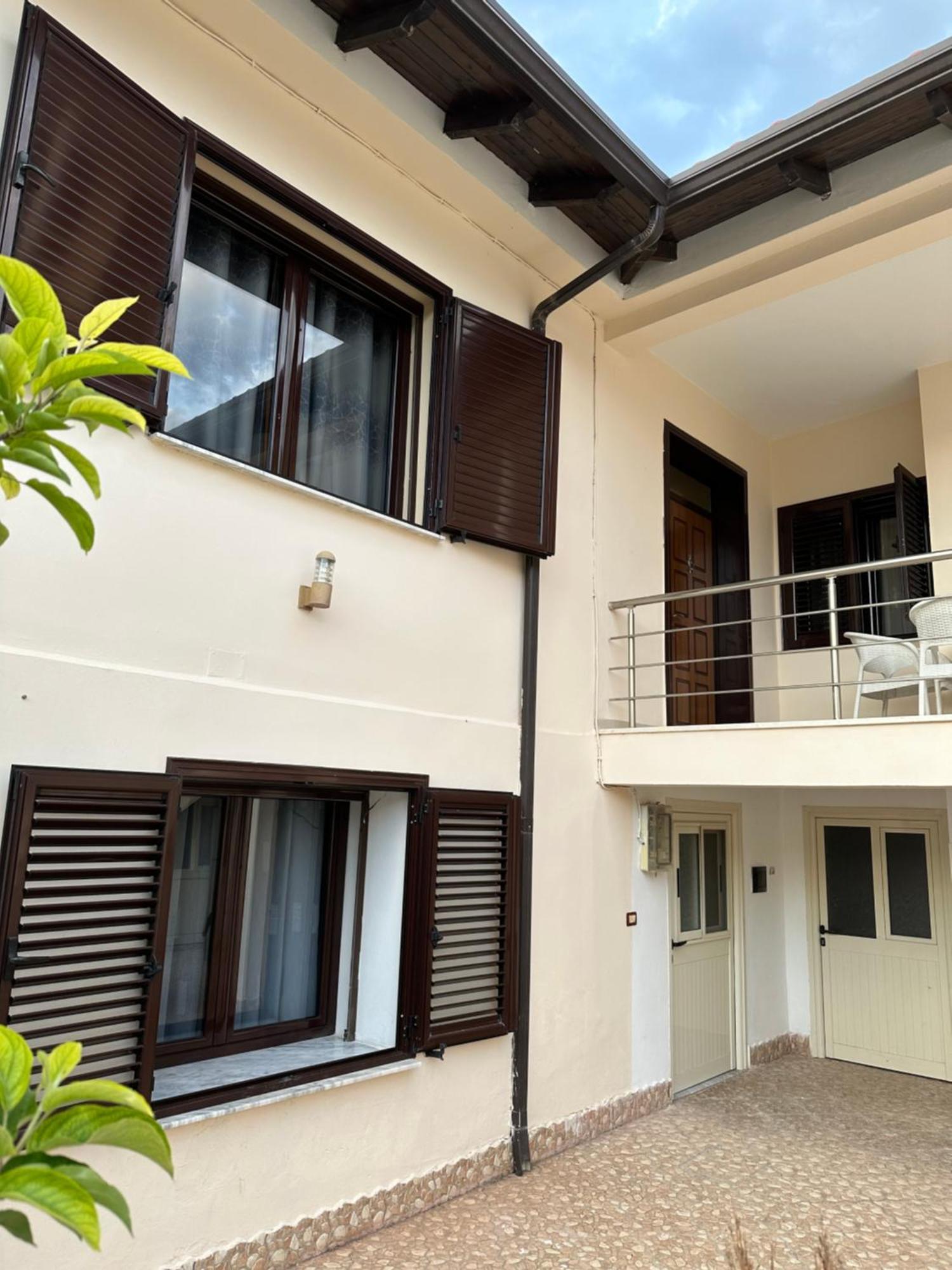 Elby Apartments Berat Exterior foto